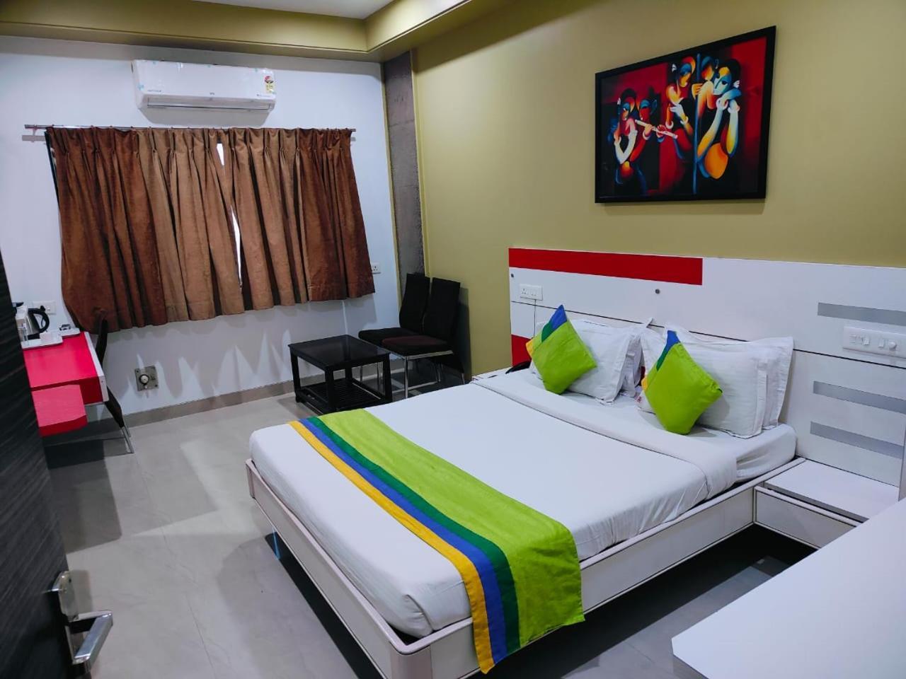 Hotel Bagga International Аурангабад Екстериор снимка