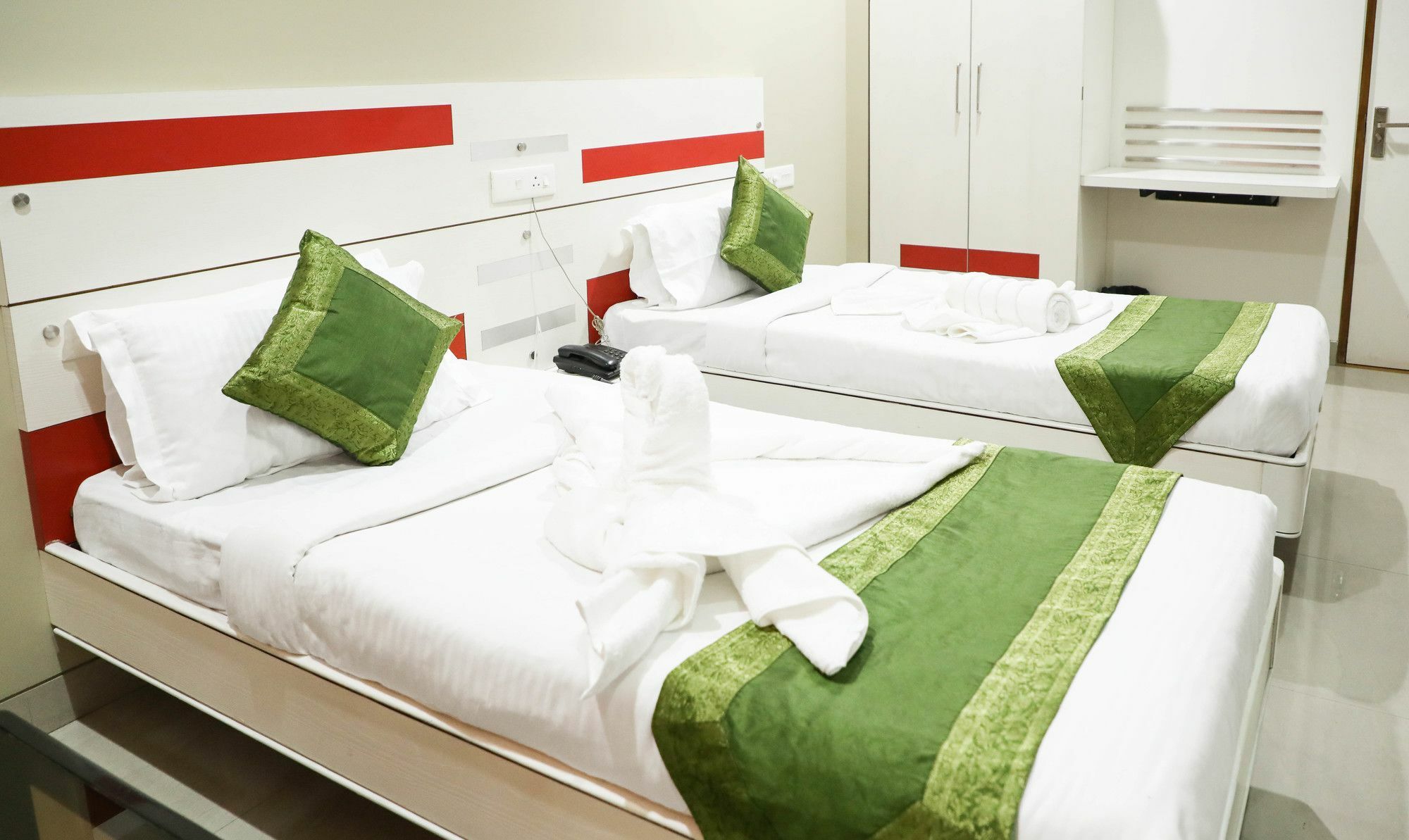 Hotel Bagga International Аурангабад Екстериор снимка